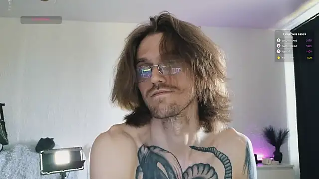 TechnoJesus Chat XXX in diretta