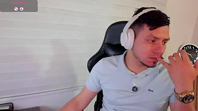 Rick_Adams élő XXX-chatje