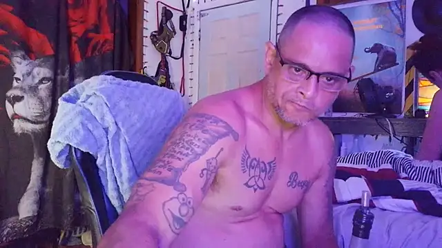 Buffshagswell's Live XXX Chat