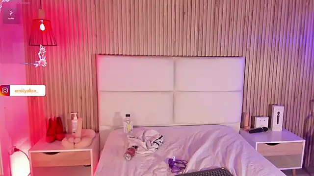 Czat XXX na żywo – EmilyAlleen