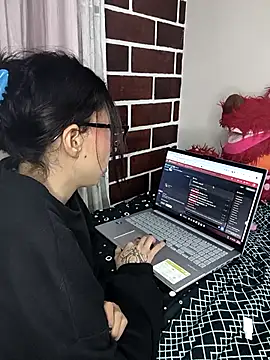 Valuysarauwu Chat XXX live