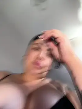 SwittieKendra 라이브 XXX 채팅