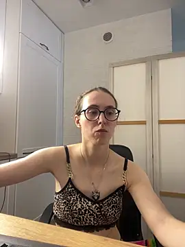 MartiniiSelenna – Live XXX-chat