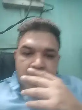 XXX chat uživo modela mastboyaa