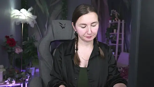 Golden_Dragon Chat XXX live