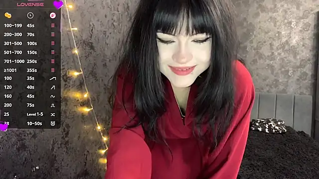 Živý XXX chat EmilyEmbears