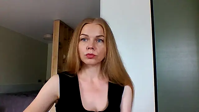 Tina5394: онлайн-секс-чат