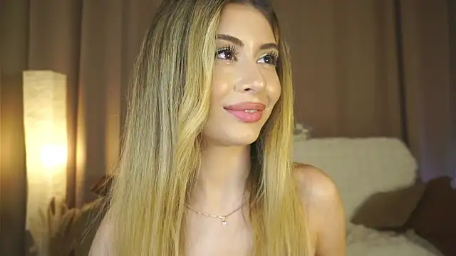 Chat +18 de GeorginaHarn ao vivo