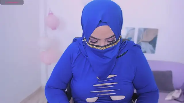 צ'אט XXX בשידור חי של yarasweett_