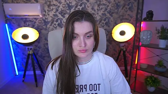 Chat XXX ao vivo de EmmyCharmm