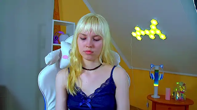 צ'אט XXX בשידור חי של HannahHollis