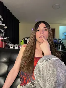 XXX chat uživo modela Lottus_fire