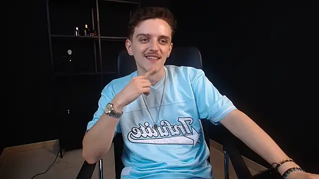Chat XXX Live FelixStarkk
