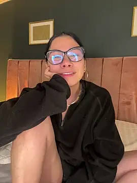 Little_Lexyy's Live XXX Chat