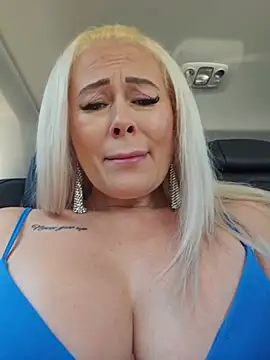 Онлайн чат XXX MILFBARBY
