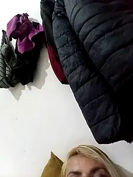 Penelopecharmosaofi XXX чат на живо