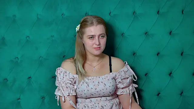 Chatroom XXX en direct de EllaBells
