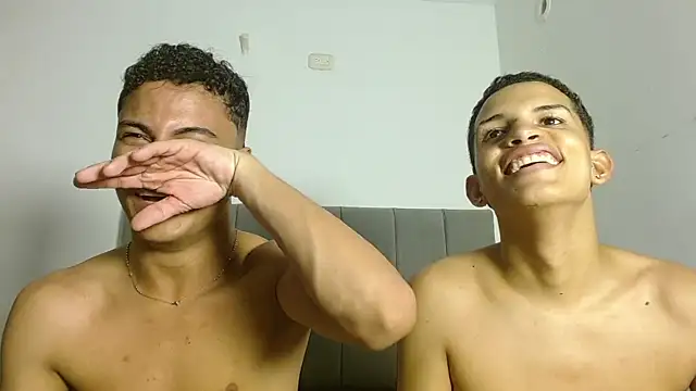 Czat XXX na żywo – Jose_And_Daniel