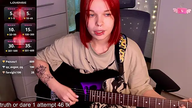 Chat +18 de ValBae ao vivo