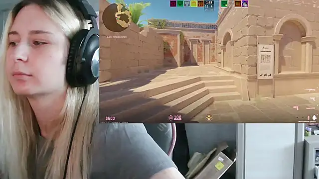VladaLevine Chat XXX in diretta
