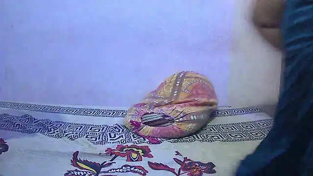 zoyaa10's Webcam Show