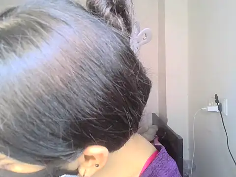 Chatroom XXX en direct de SASSY__BABY_