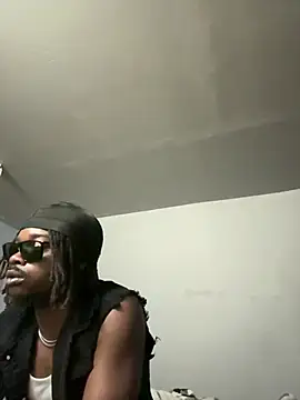 MIGHTYDEMONXXX's Live XXX Chat
