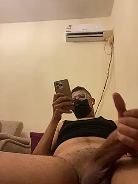 WormyKhalid webcam show