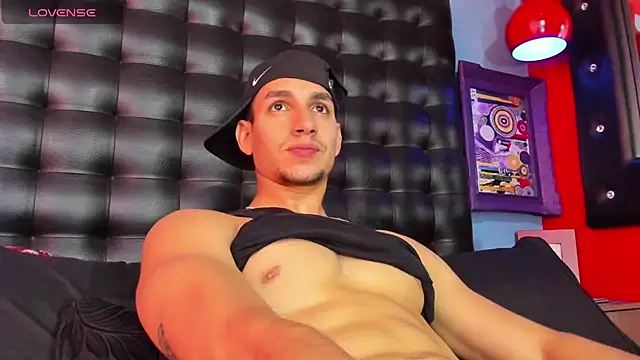 Chatroom XXX en direct de Jamexxx1_