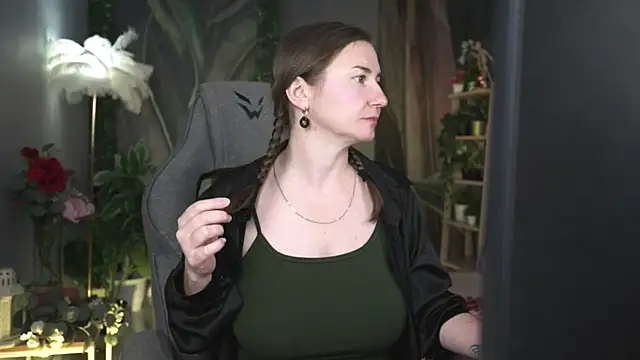 Golden_Dragon Chat XXX in diretta