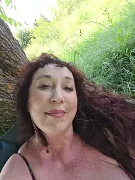 GypsyEsmeralda Chat XXX live