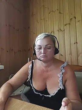 White-Chocolatte Chat XXX live