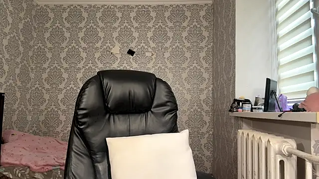 ShaylaChongn Live XXX chat