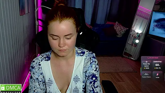 XXX chat uživo modela lu_muon