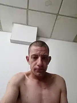 XXX chat uživo modela billcracky