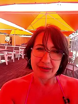 Chatroom XXX en direct de Tatiana4631
