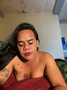 sweetyula's Live XXX Chat