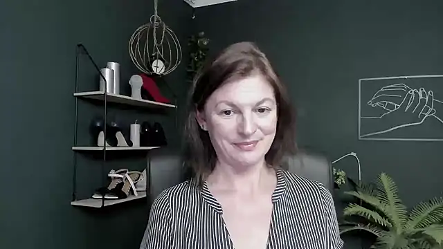 VivianWILDn Live XXX chat