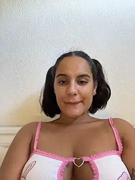 sweetsafi Adlı Modelin Canlı XXX Sohbeti