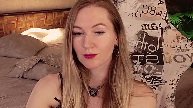 Hello_LishaのライブXXXチャット