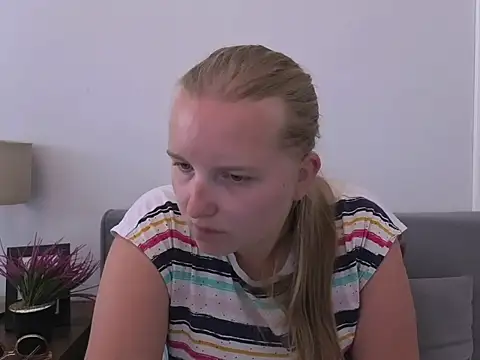 Chat XXX en directo de RoseTeacherX