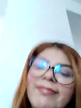צ'אט XXX בשידור חי של isabella-rosse