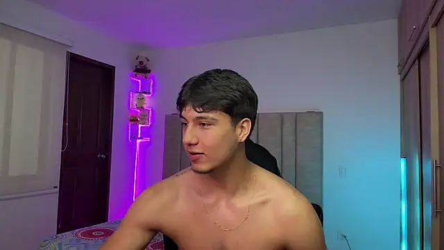 CHRIS_MORGAN1 Live XXX-Chat