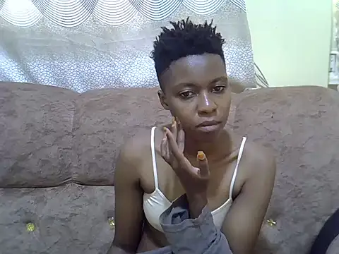 Chat +18 de prettyy_joy ao vivo
