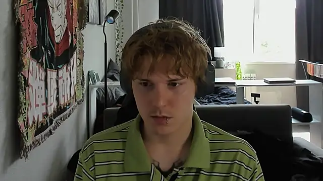 Benjamin_Bo élő XXX-chatje
