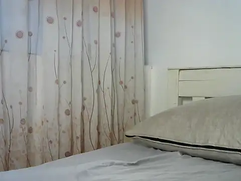 naughtykitty22's Live XXX Chat