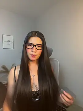 Pertunjukan Kamera Web JassmineLove