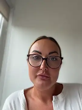 Crystal_xox: απευθείας συνομιλία ΧΧΧ