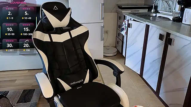 RyanStorm_ Adlı Modelin Canlı XXX Sohbeti