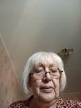 Anatolia5961's Live XXX Chat